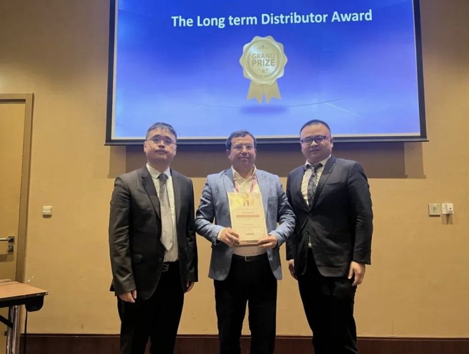 开年首秀！出征迪拜，掀起新的科技浪潮