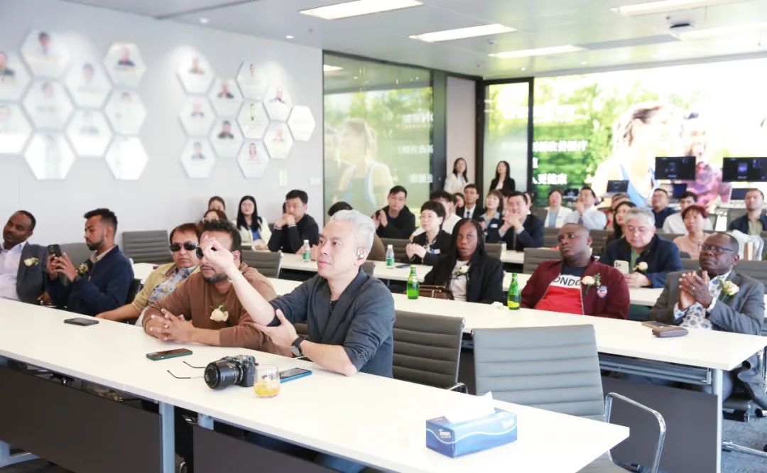 喜讯！ag贵宾厅医疗全球超声技术培训中心重磅启动！