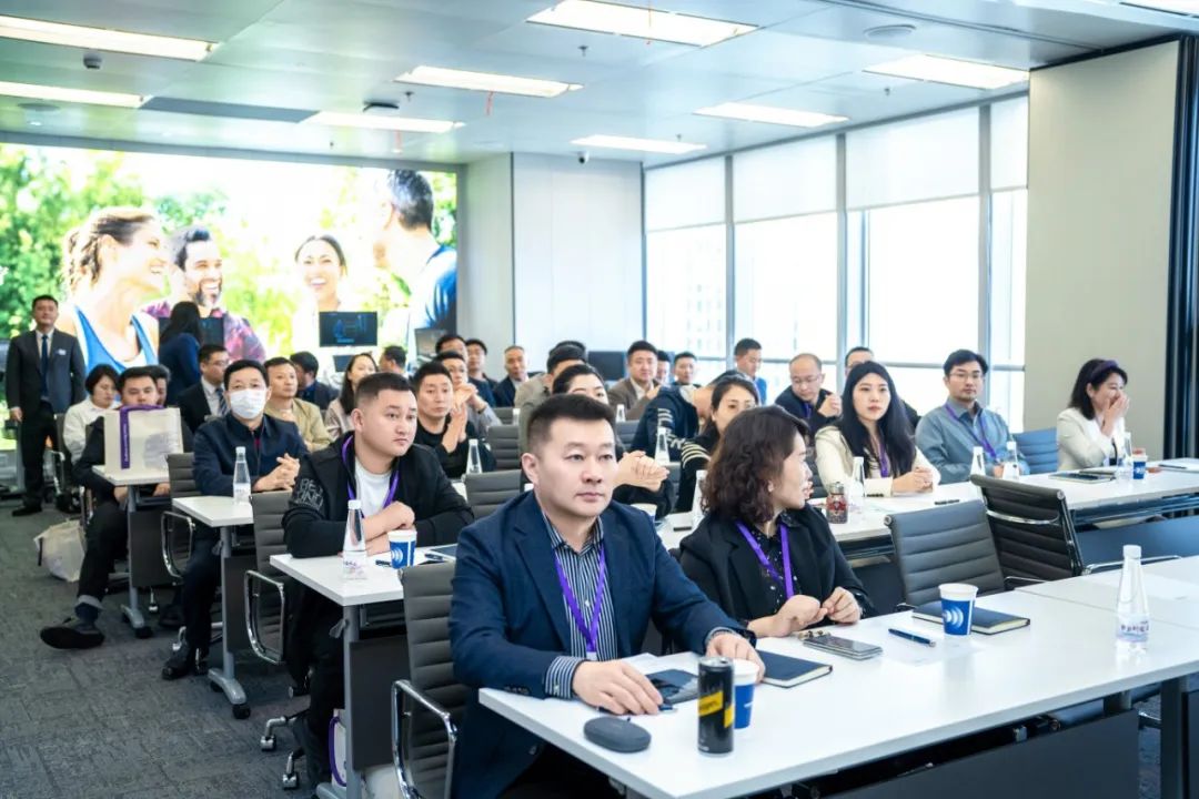 CMEF 2025第二弹 | 聚势创变·赢战未来——ag贵宾厅医疗全国代理商大会隆重举办